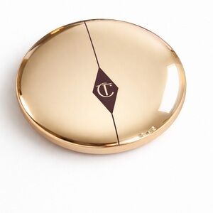 Charlotte Tilbury Airbrush Flawless Finish Powder Shade 2 Medium NWOT